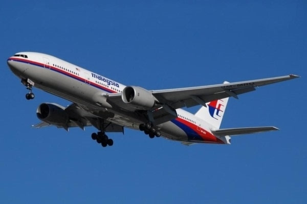 失事飞机MH370最新消息揭秘，神秘小巷奇遇记