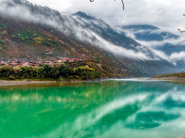 探索自然美景的奇妙之旅，最新汽车检测与启程探索内心宁静的旅程