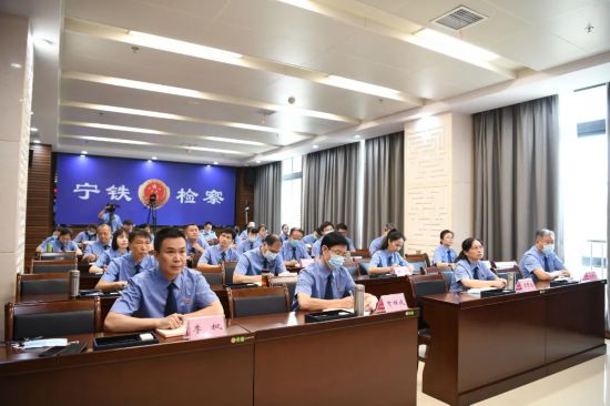 不断强化作风：不断强化作风建设和纪律保障 
