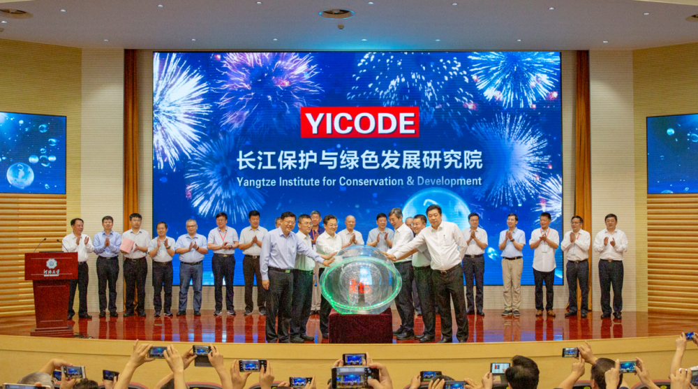 新闻专业毕业生深度报道探索与实践,挖掘真相,传递真实之声