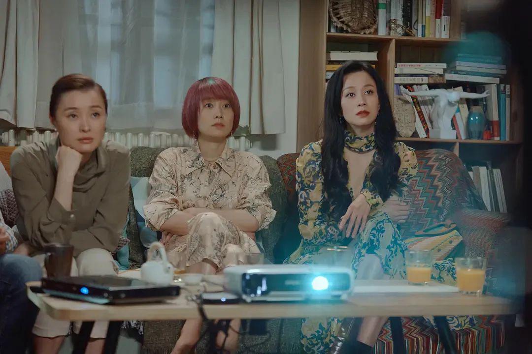 独家童话女主演：独家童话导演 
