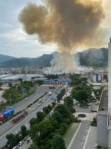 衡东山火紧急救援与事件反思
