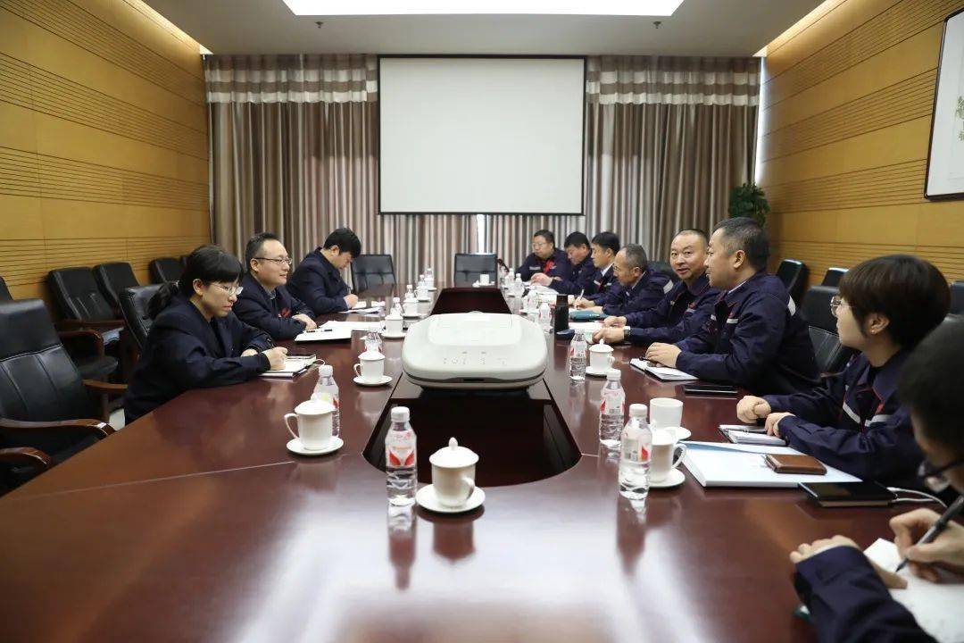 德龙股份股价最新动态报道